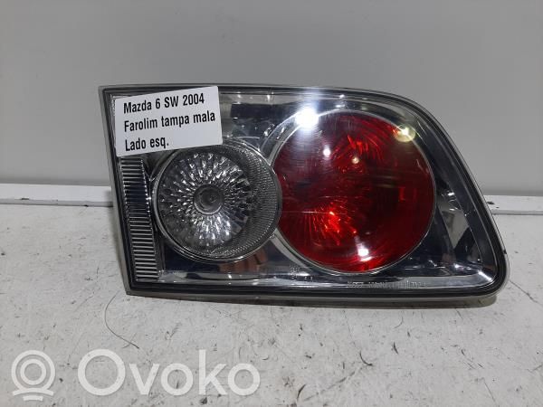 Aizmugurējais lukturis pārsegā   22661974