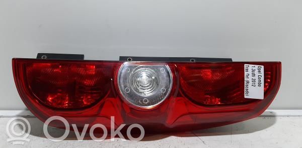 Opel Combo D Lampă spate în caroserie 