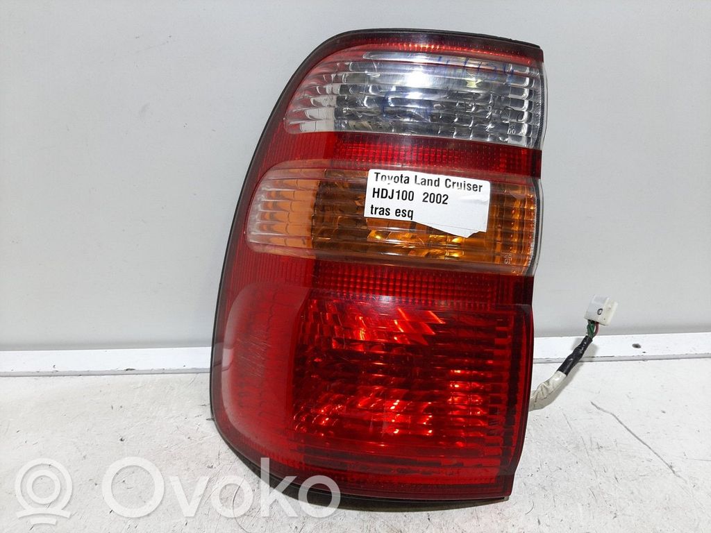 Toyota Land Cruiser (J100) Lampă spate în capacul portbagajului 