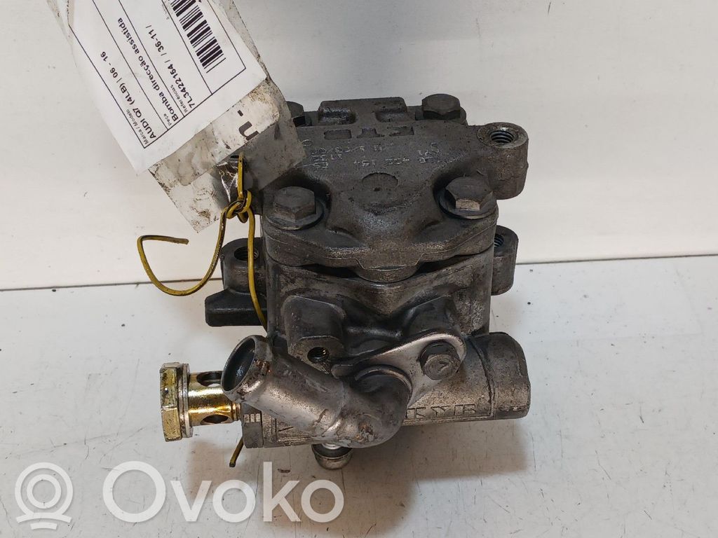 Ohjaustehostimen pumppu   7L3422154