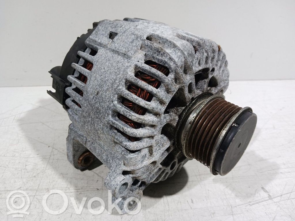 Alternador   06F903023C,TG14C011