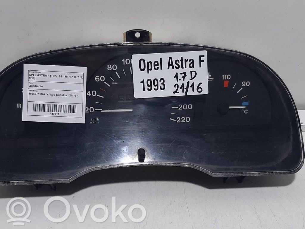 Opel Astra F Speedometer (instrument cluster) 