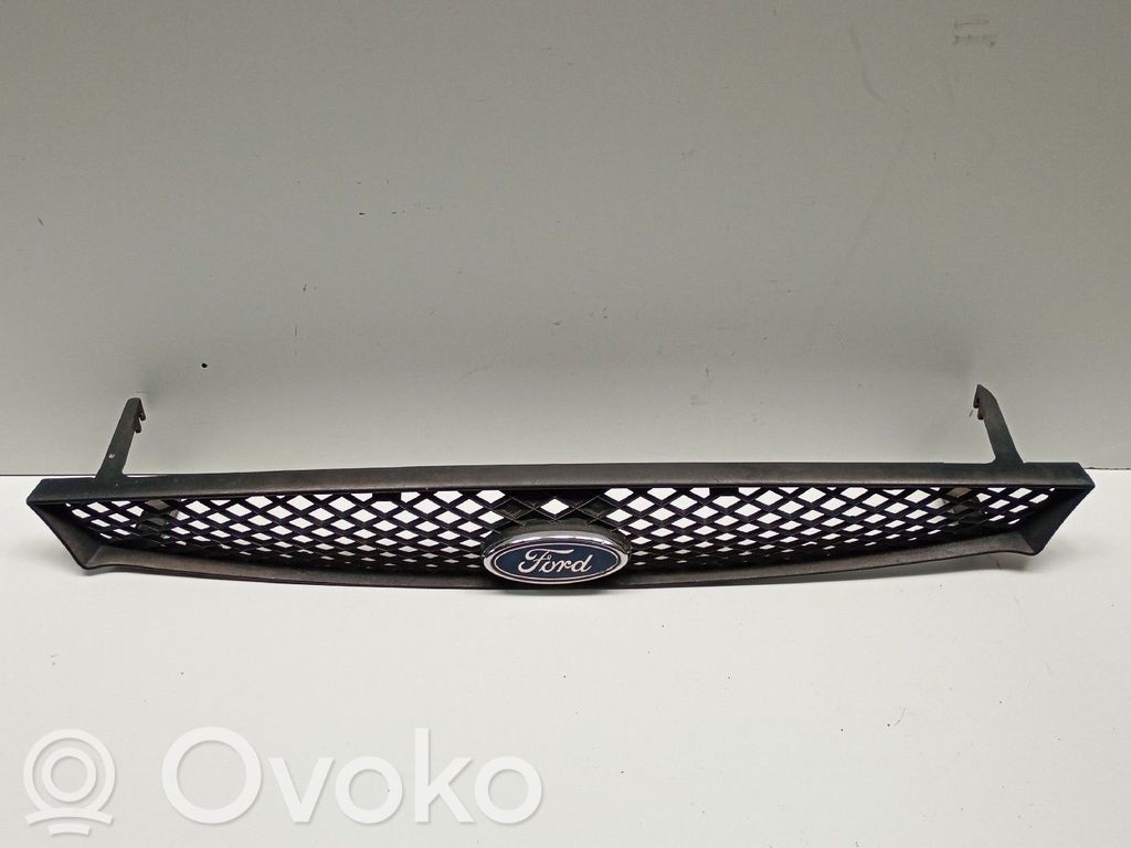 Grotelės priekinės   98AB8200C