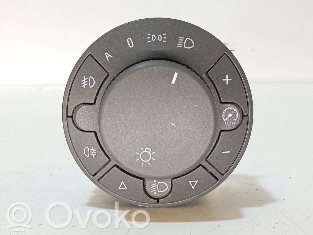 Opel Corsa D Light switch 