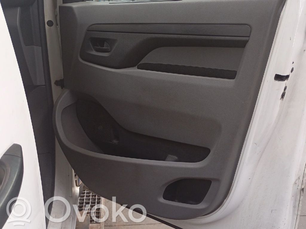 Priekšpusē loga pacēlāja motoriņš