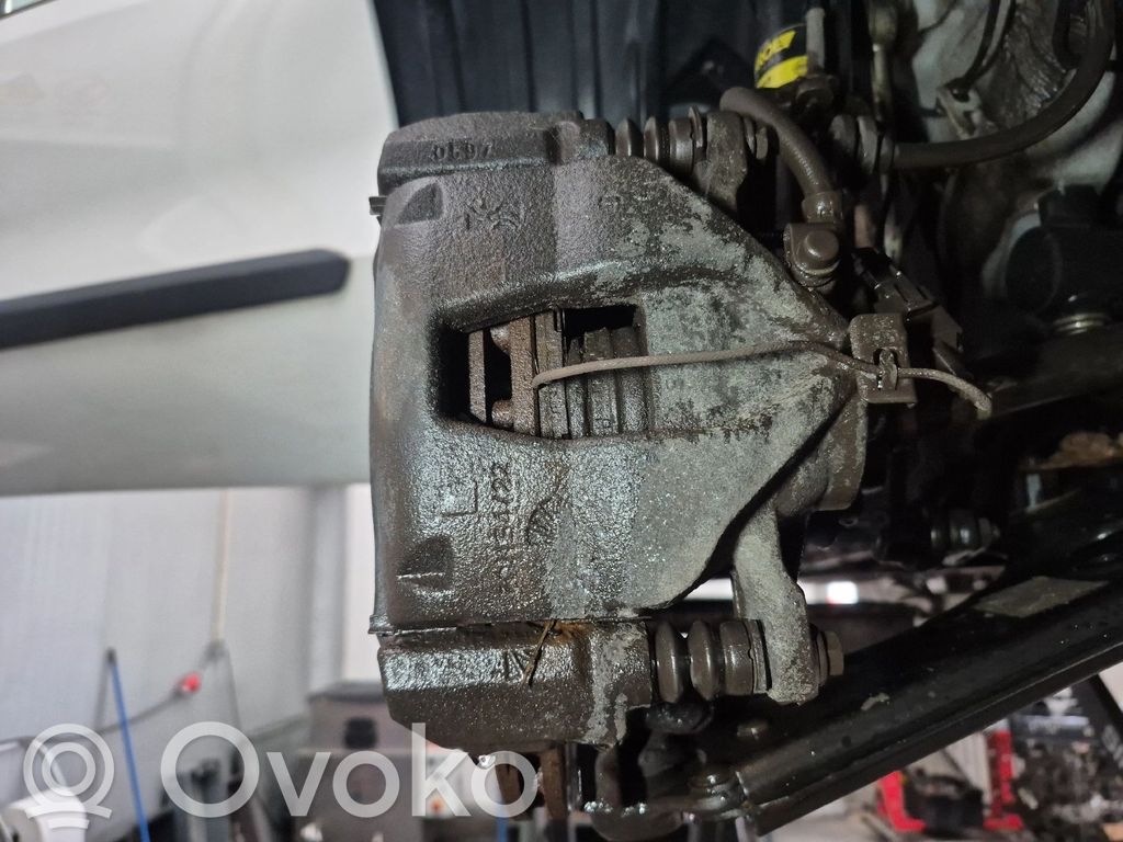 Front brake caliper   95518215