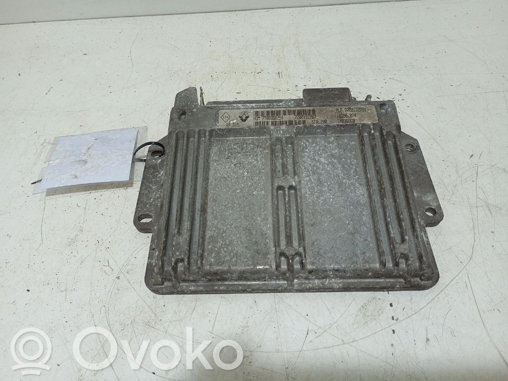 Unidad de control/módulo del motor   7700868294,16390074,7700112787,7700112791