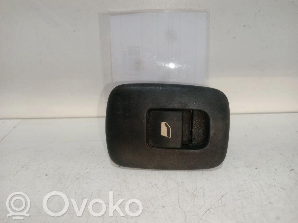 Electric window control switch   96623726XT