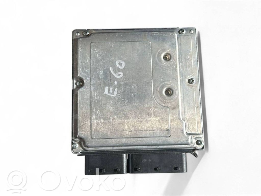 BMW 5 E60 E61 Engine control unit/module 