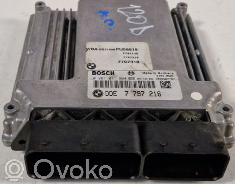 Audi A5 8T 8F Engine control unit/module 