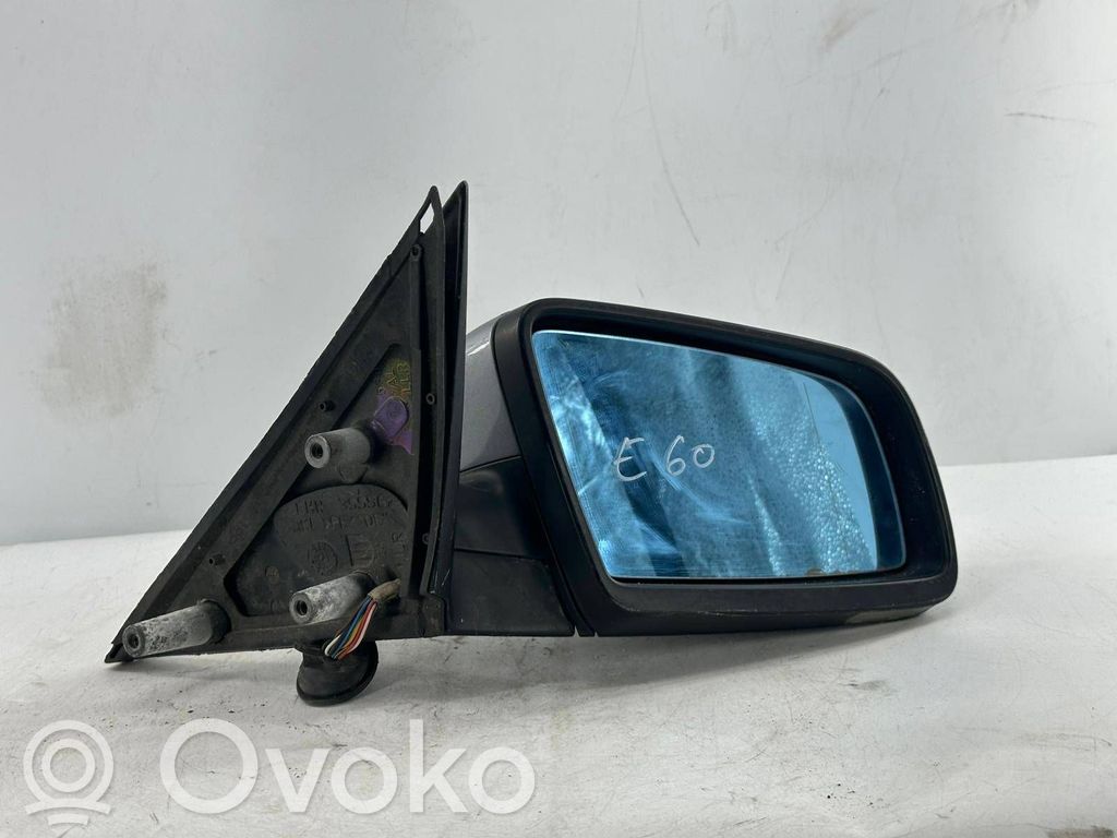 Front door electric wing mirror   E1010748