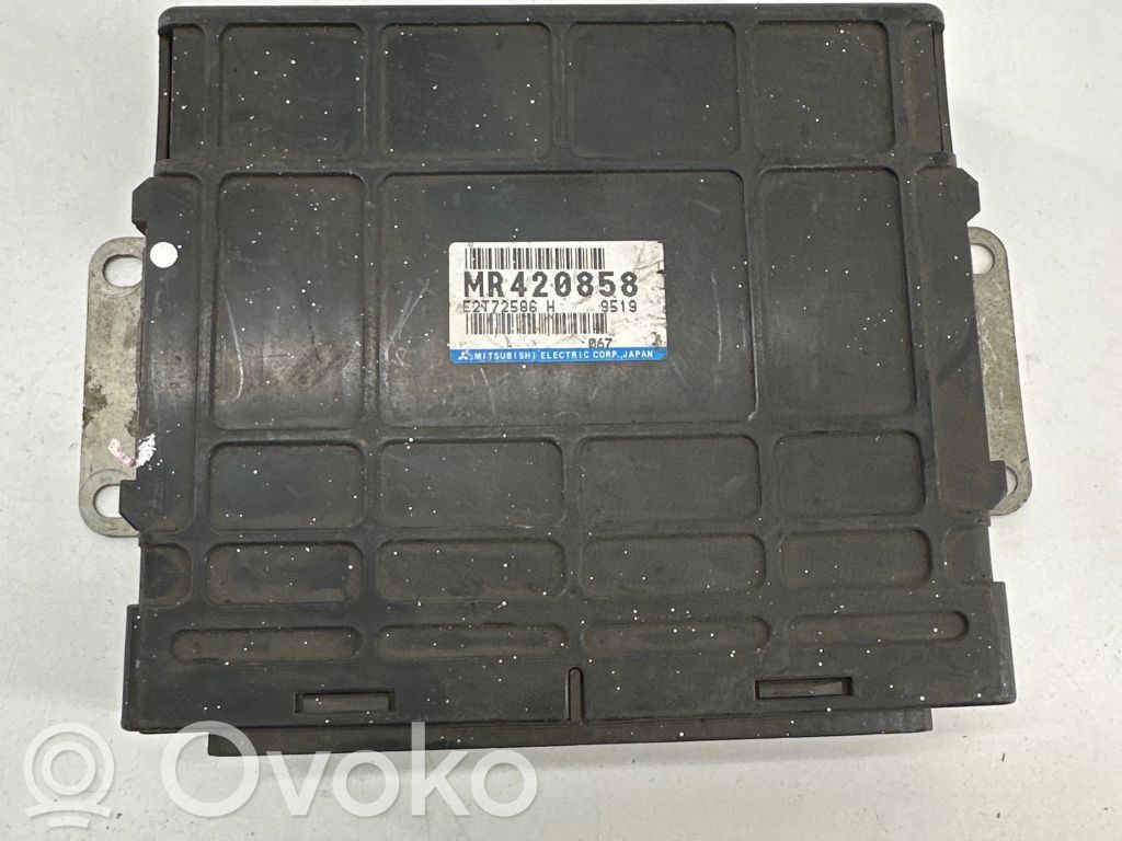 Mitsubishi Space Runner Engine control unit/module 
