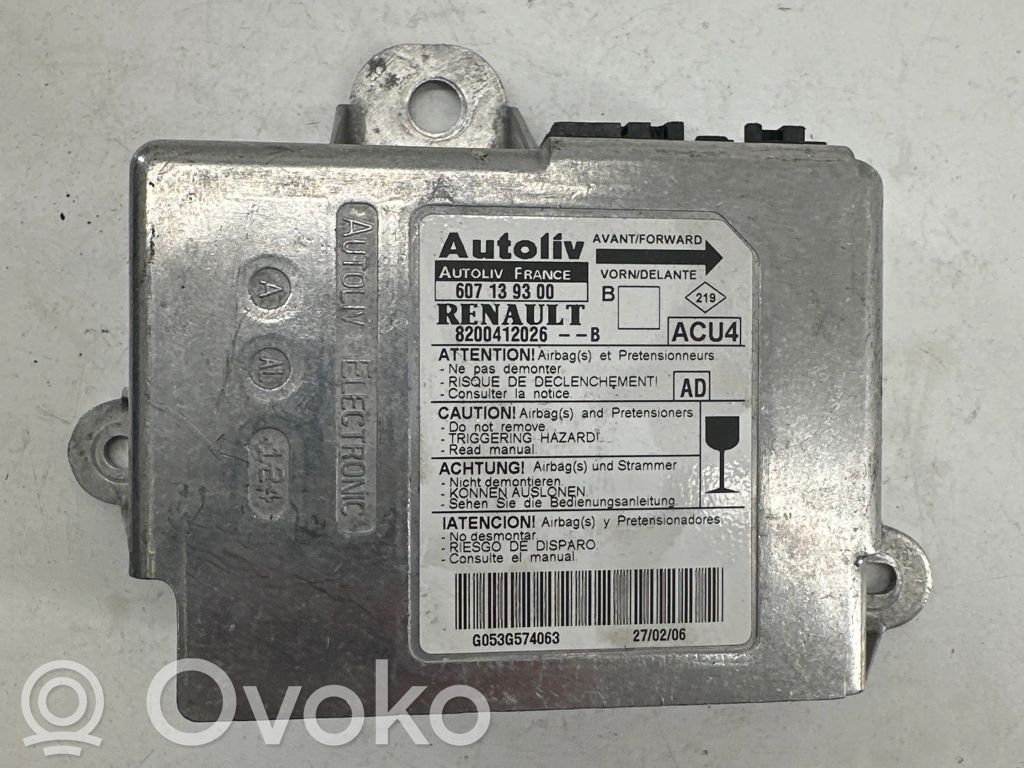 Renault Megane II Airbag control unit/module 