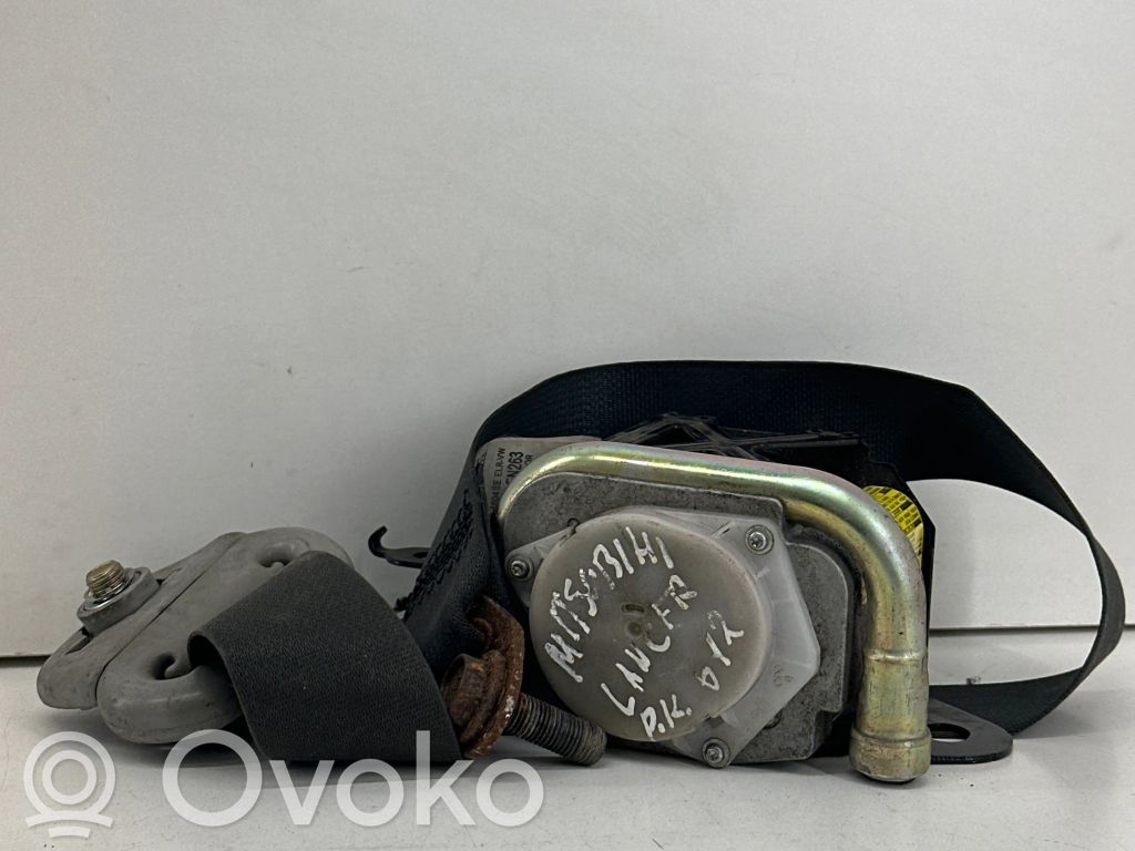 Mitsubishi Lancer Cinturón delantero 