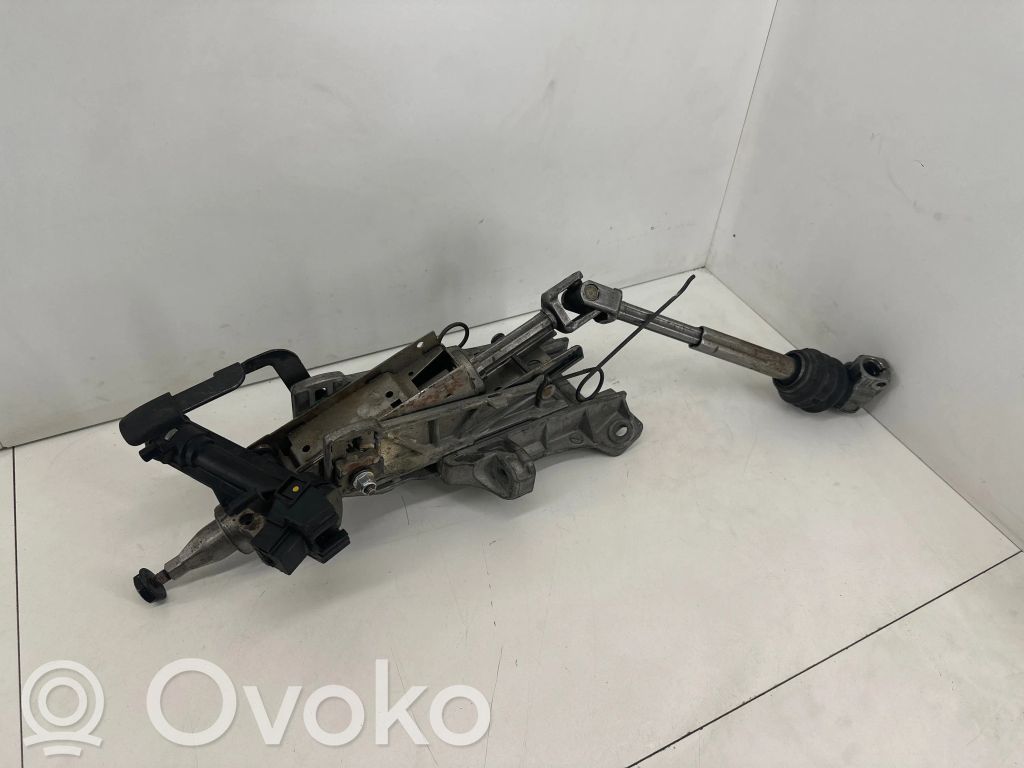 Ford Focus Ohjauspyörän akseli 