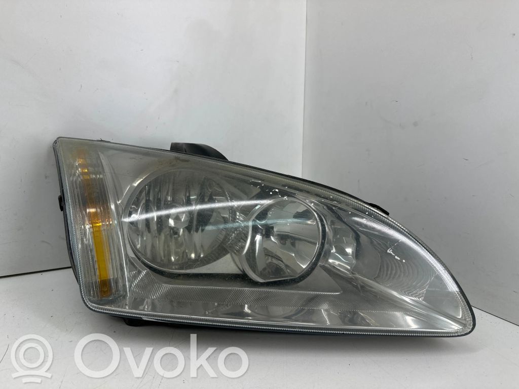 Ford Focus Headlight/headlamp 