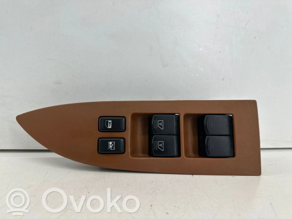 Infiniti FX Interruptor del elevalunas eléctrico 