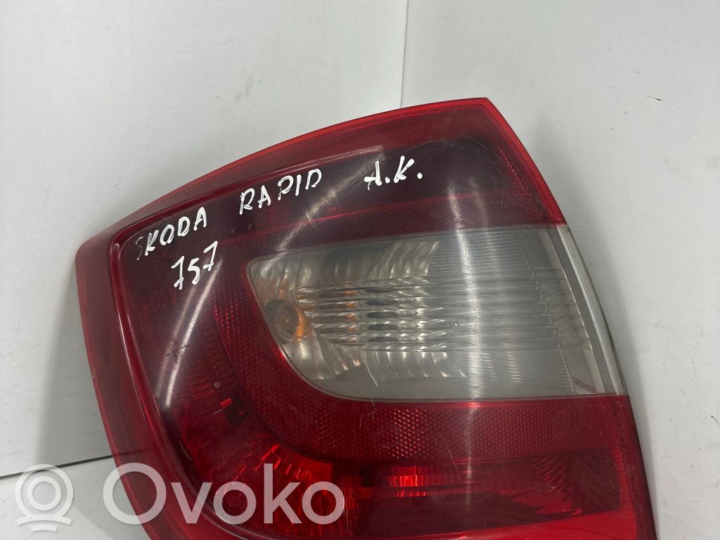 Skoda Rapid (NH) Galinis žibintas kėbule 