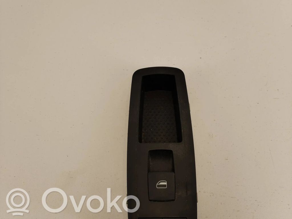 Dodge Nitro Electric window control switch 