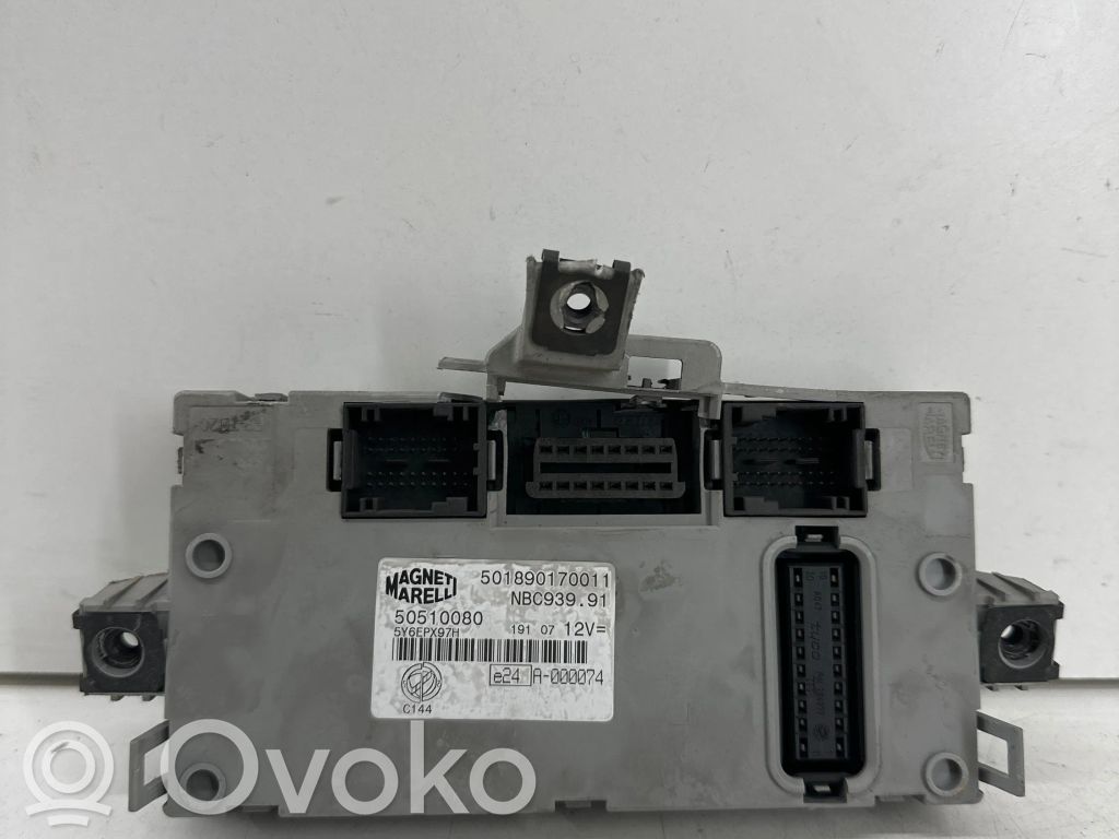 Alfa Romeo 159 Fuse module 