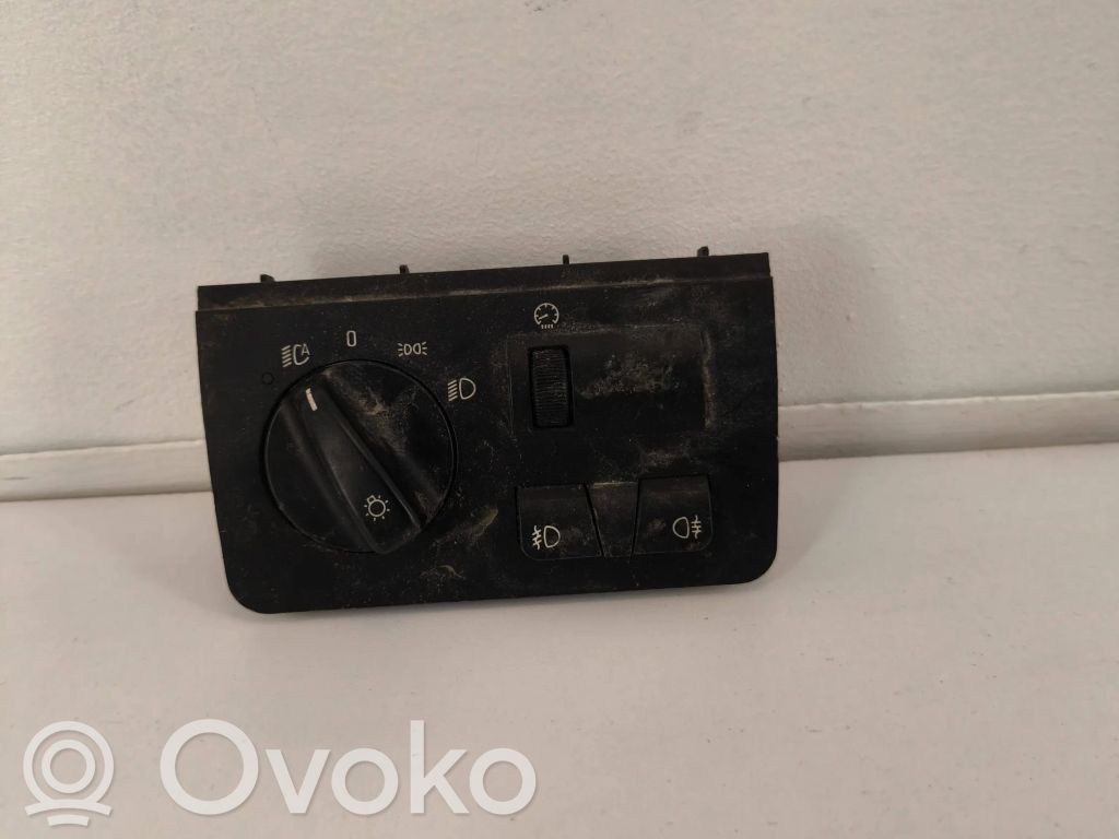 Light switch   6930244,037871,037045071
