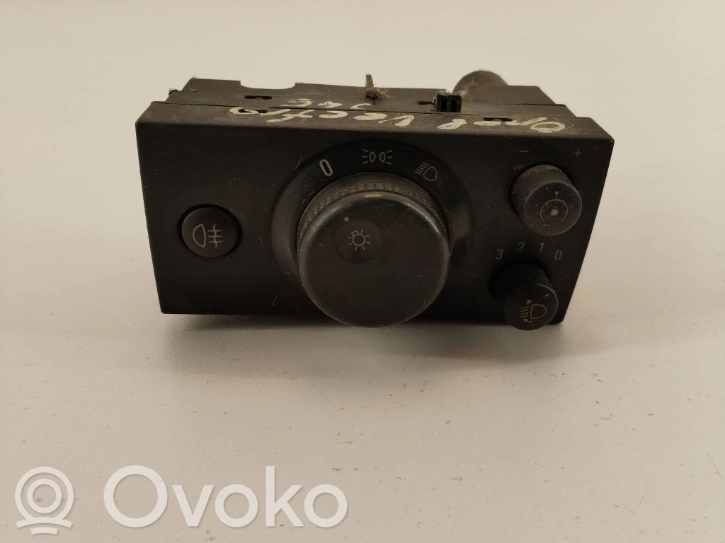 Light switch   13229538,0320,LK04060063,33013