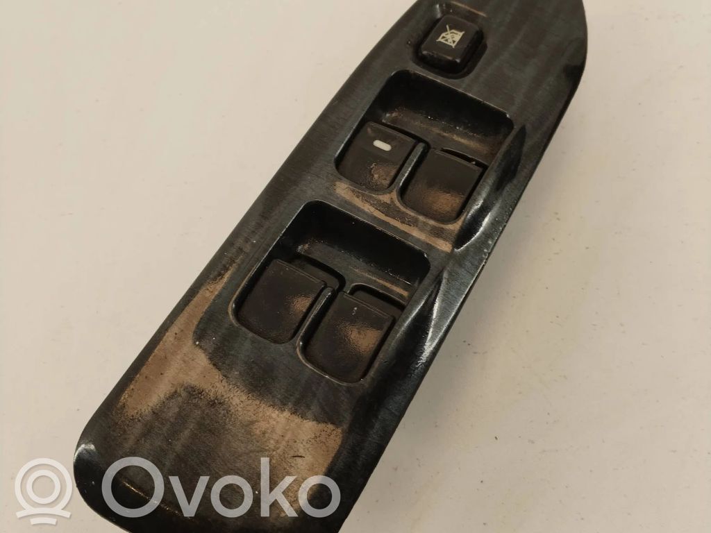 Mitsubishi Lancer Electric window control switch 