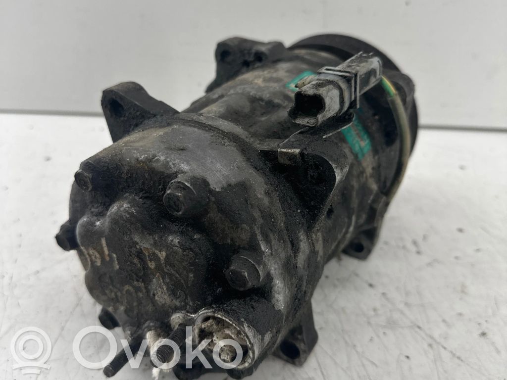Kompresor / Sprężarka klimatyzacji A/C   SD7V16,14110110160,1228F