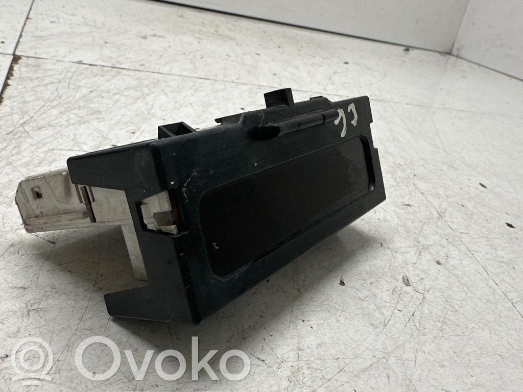 Renault Megane II Screen/display/small screen 