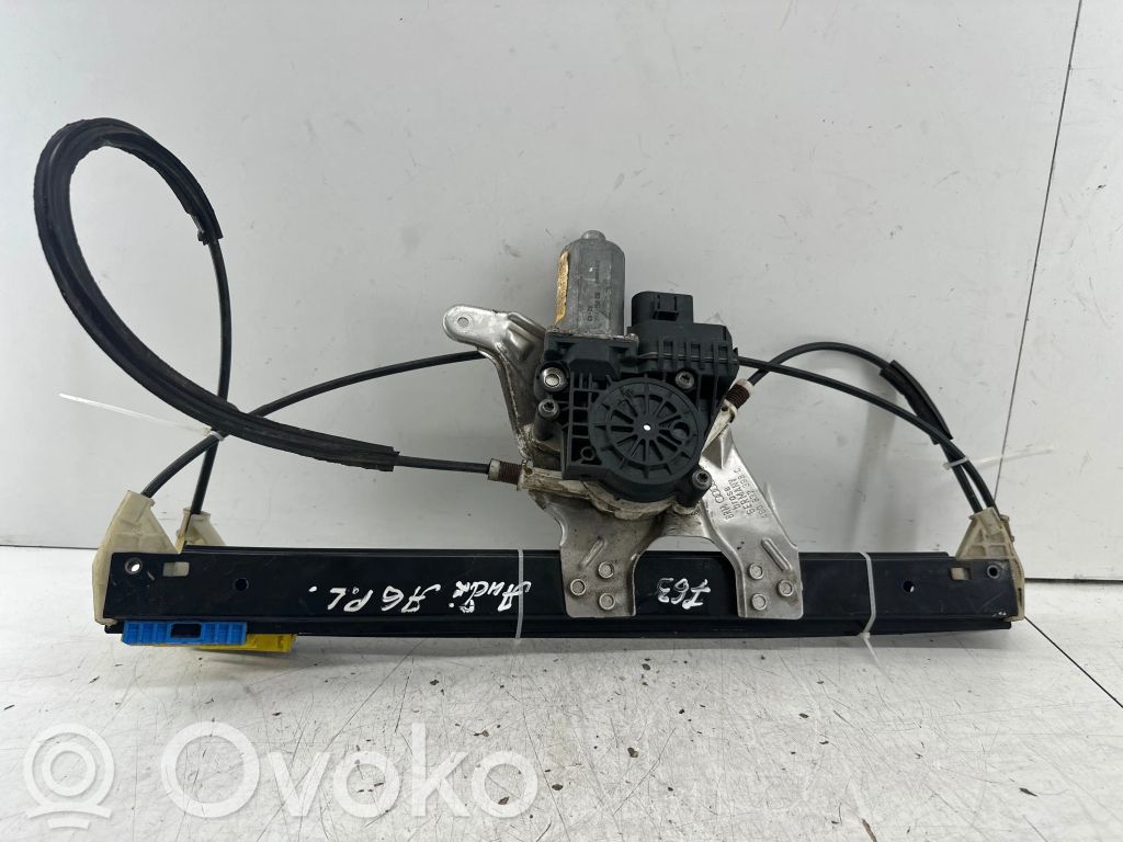 Audi A6 S6 C5 4B Elektryczny podnośnik szyby drzwi przednich 