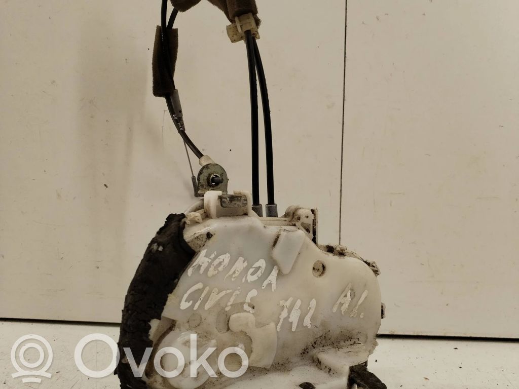 Honda Civic Takaoven lukko 