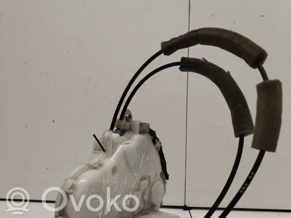 Honda Civic Takaoven lukko 