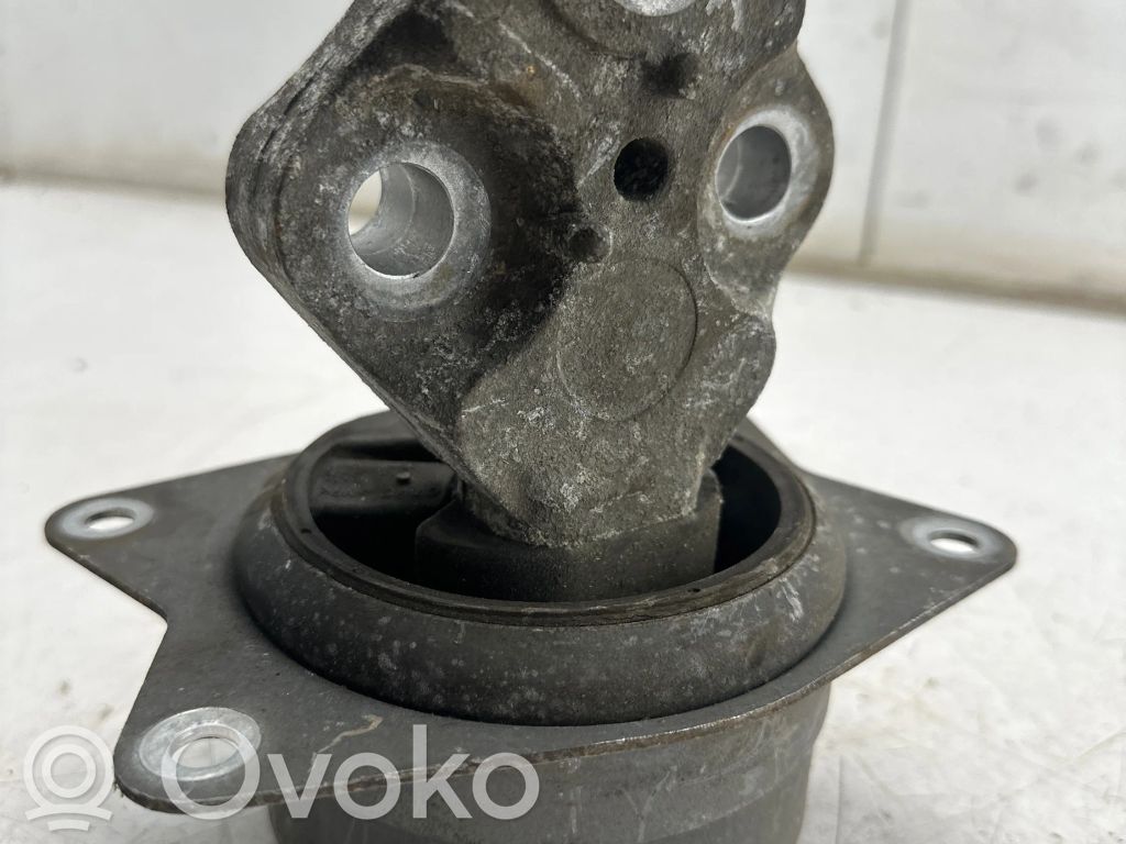 Saab 9-3 Ver2 Engine mount bracket 