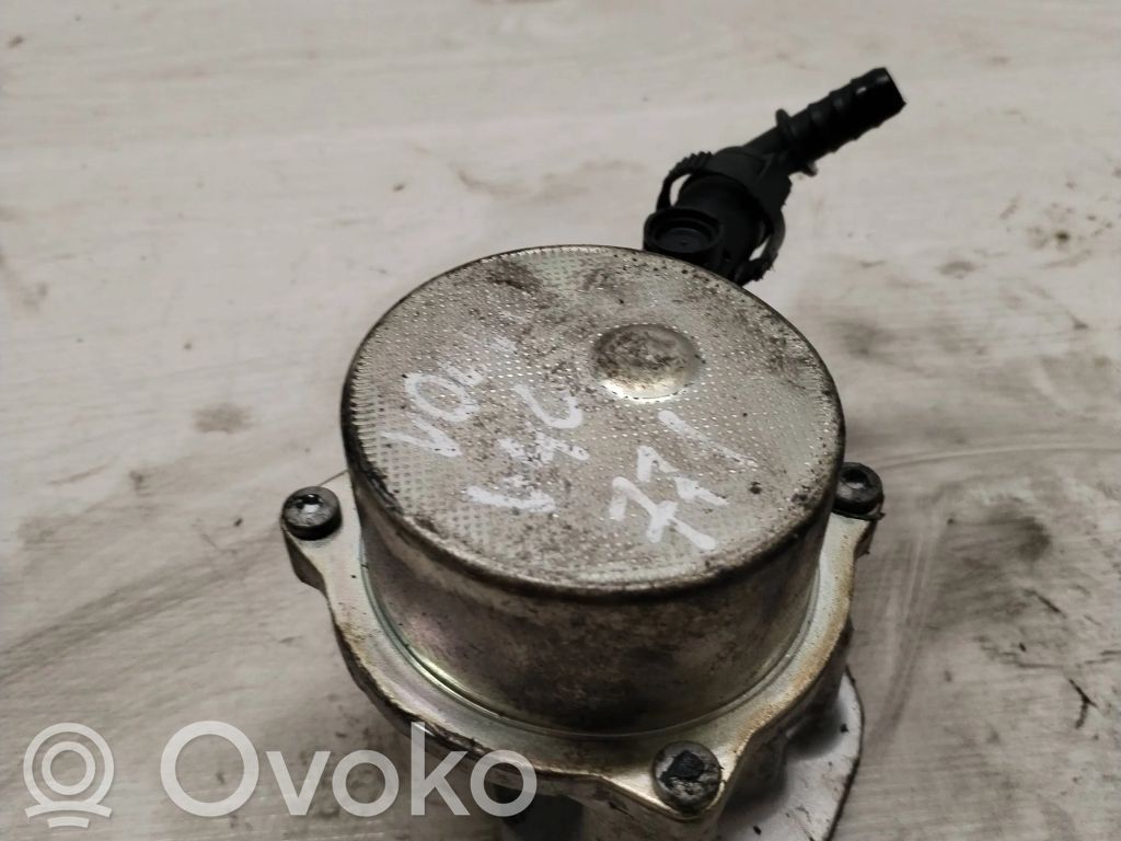 Volvo S40, V40 Bomba de vacío 