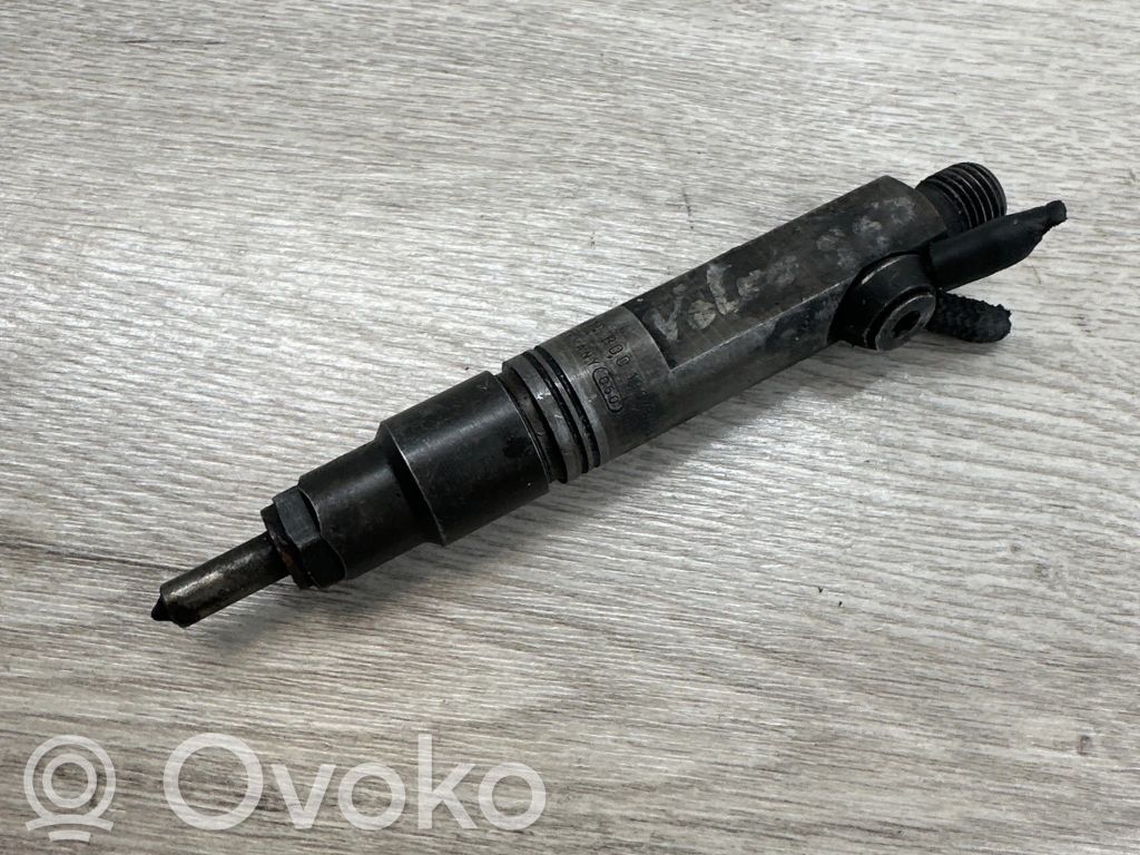 Volvo S70  V70  V70 XC Fuel injector 