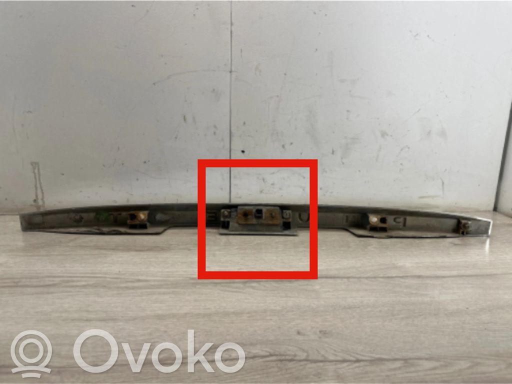 Peugeot 407 Éclairage de plaque d'immatriculation 