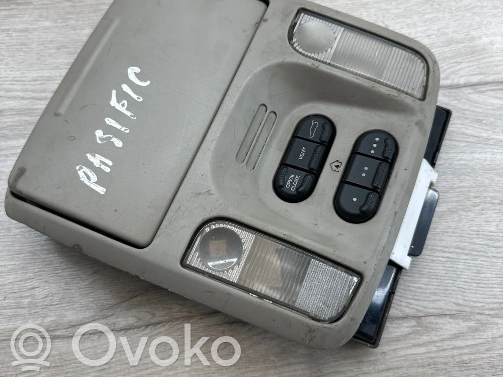 Chrysler Pacifica Front seat light 