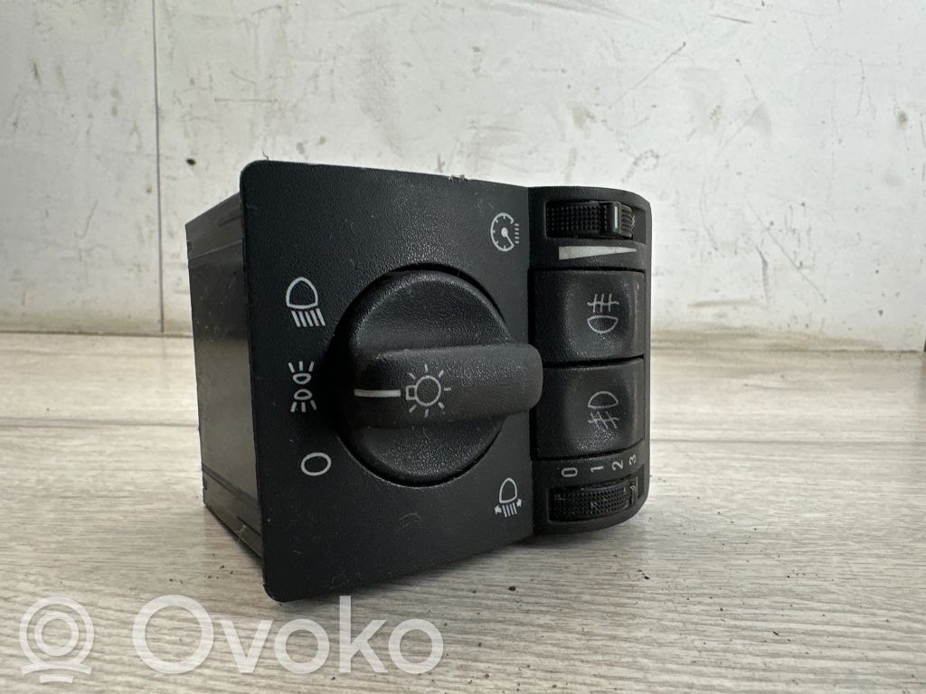 Light switch   09180770,09181041,071030485