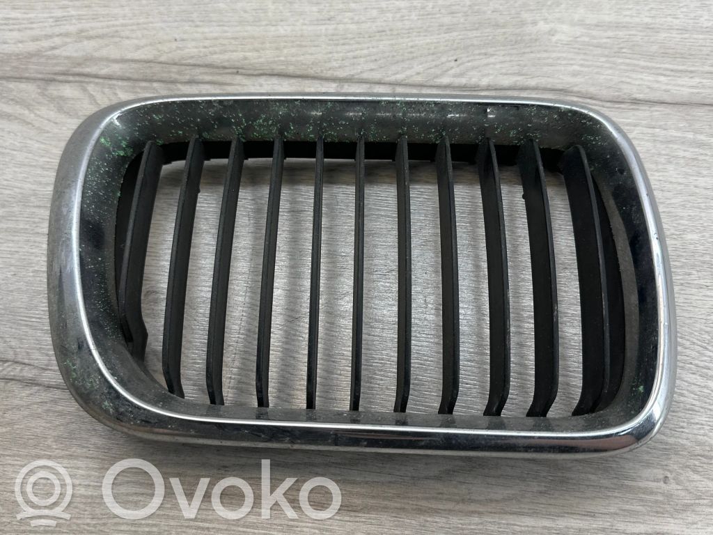 BMW 3 E36 Front grill 