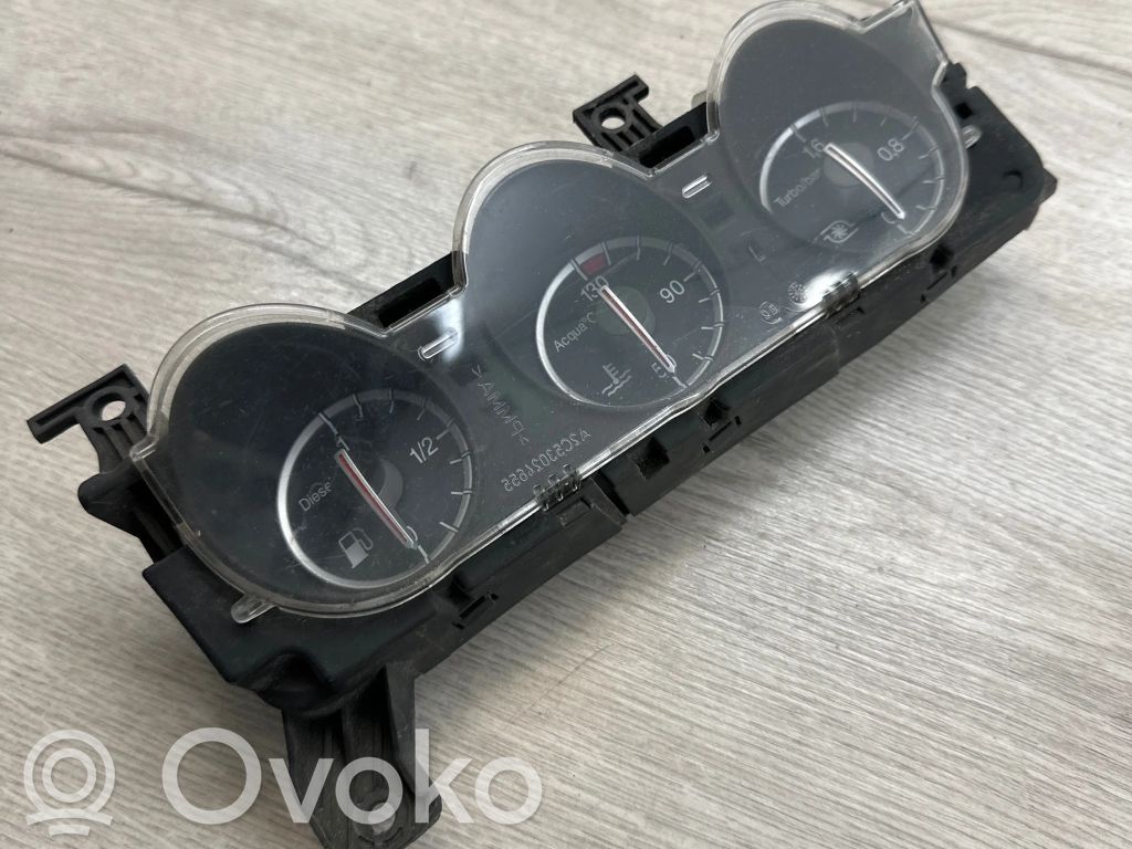 Alfa Romeo 159 Kitas prietaisų skydelis 