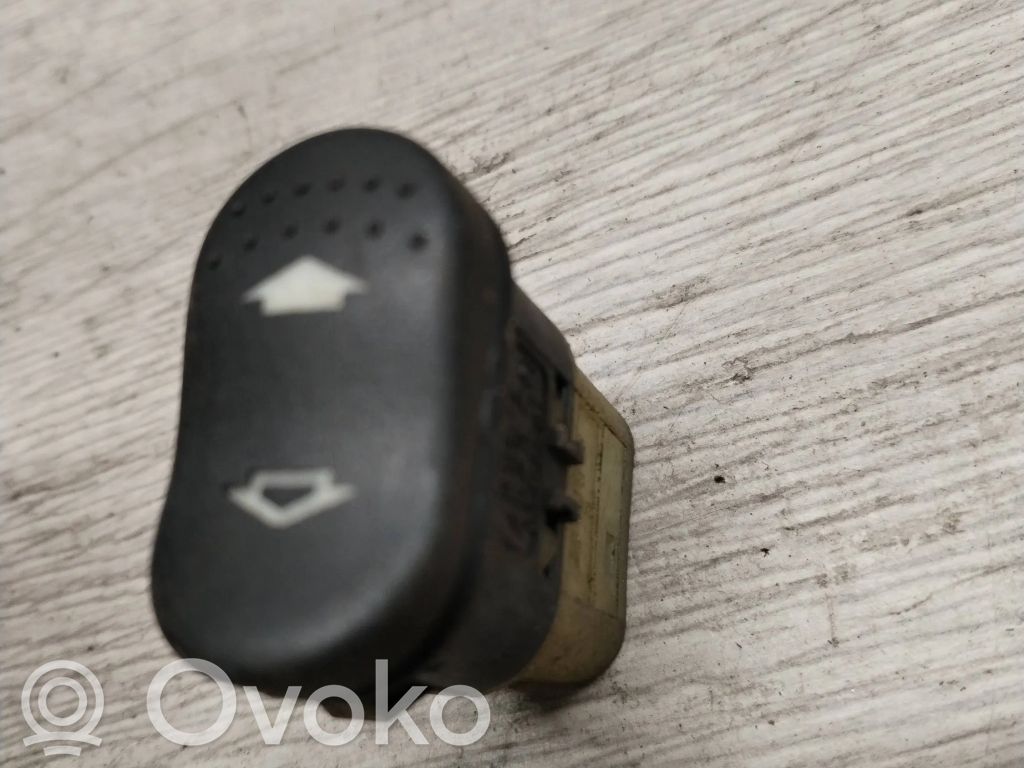 Electric window control switch   14529CB