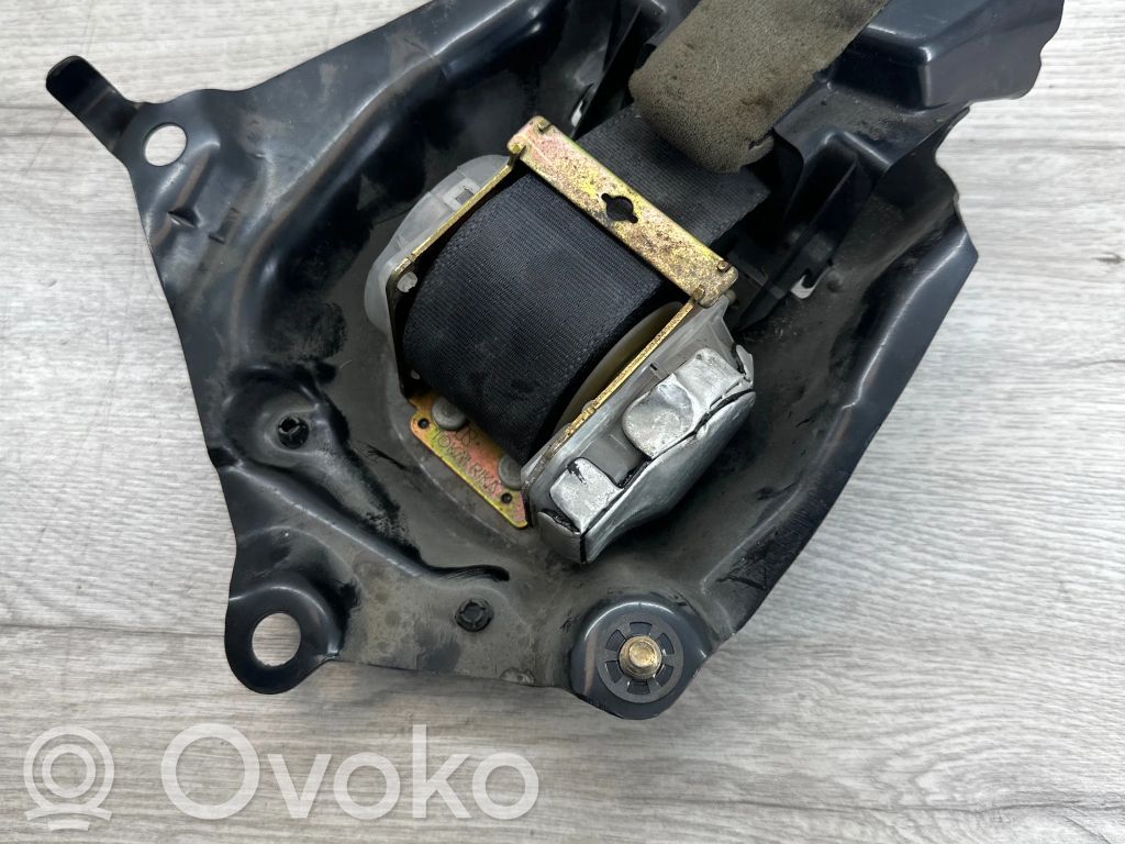 Toyota RAV 4 (XA20) Rear seatbelt 