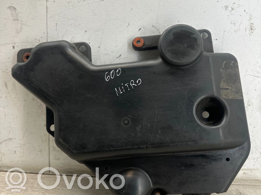 Dodge Nitro Engine cover (trim) 