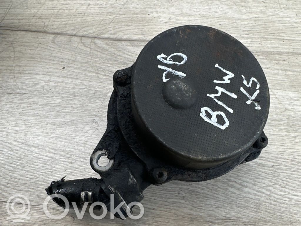 BMW X5 E53 Siurblys vakuumo 