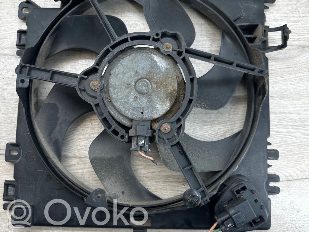Renault Clio III Elektrinis radiatorių ventiliatorius 
