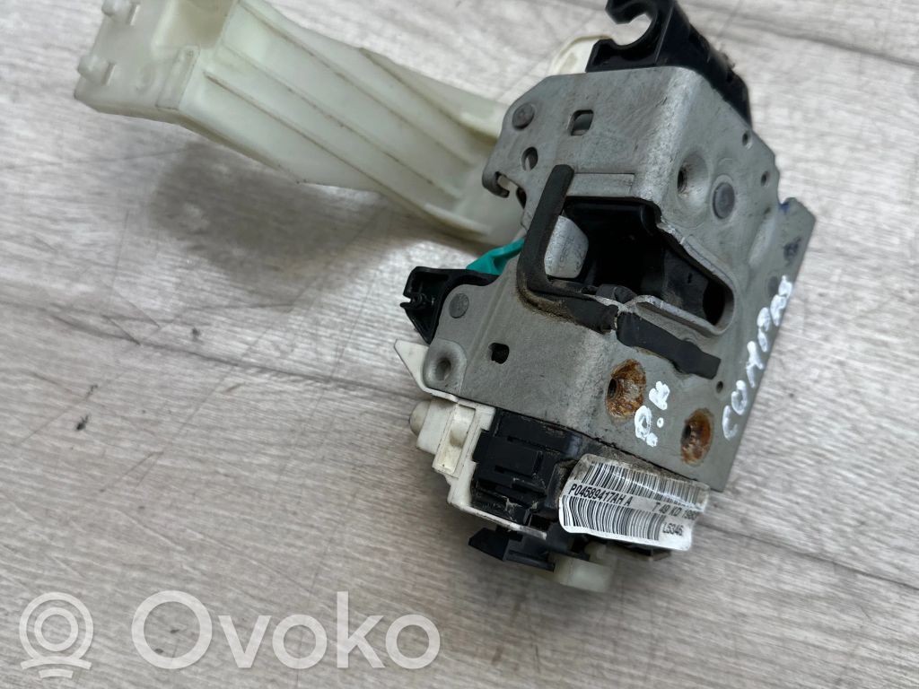 Jeep Compass Priekšpusē slēdzene 