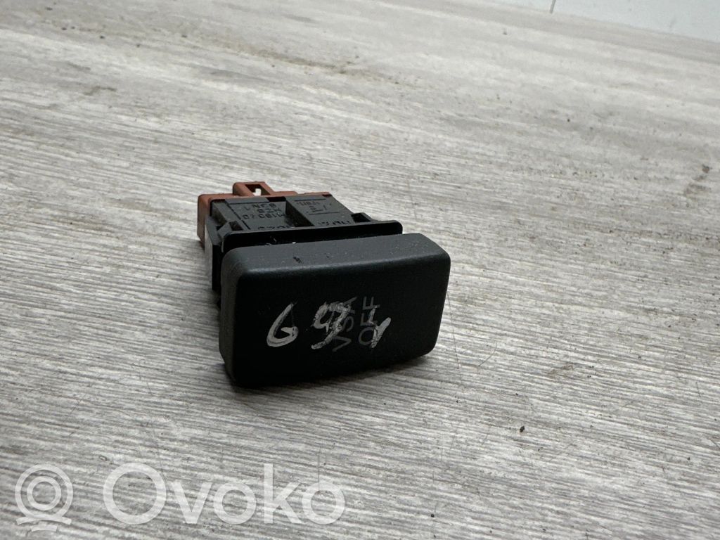 ESP (stability program) switch   HD26HD29,M19620