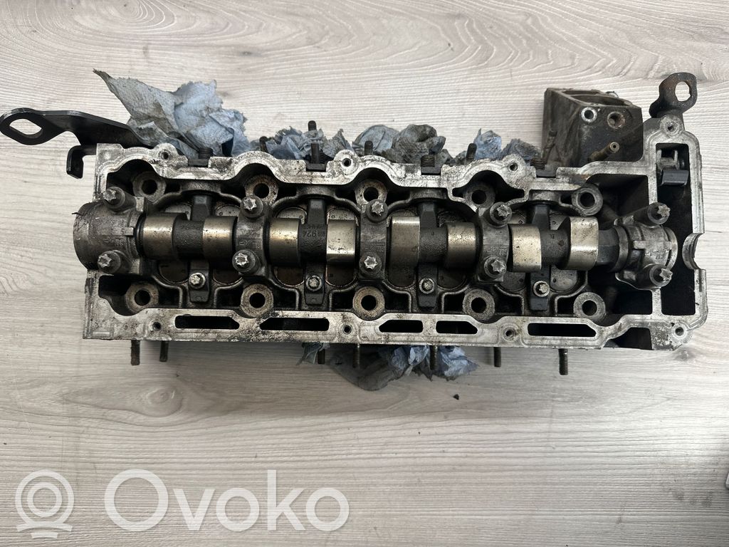 Opel Signum Engine head 
