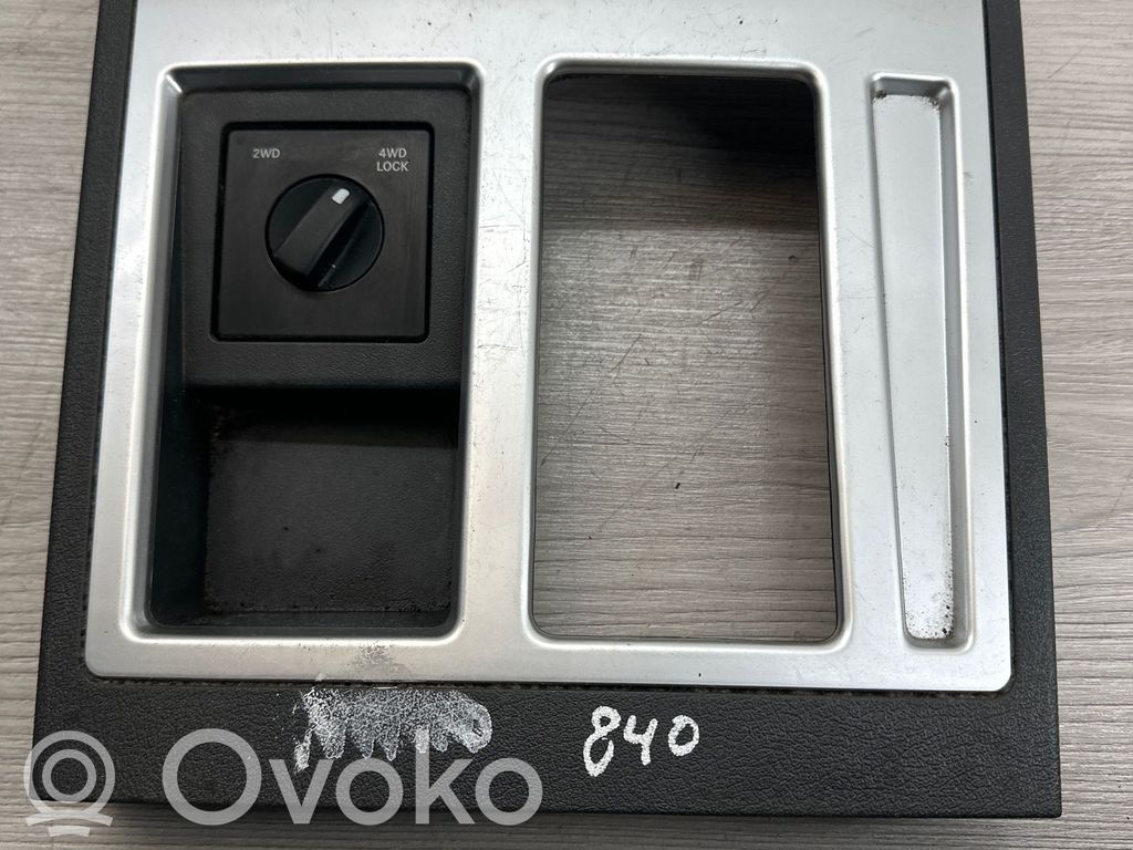 Dodge Nitro Differential lock switch 