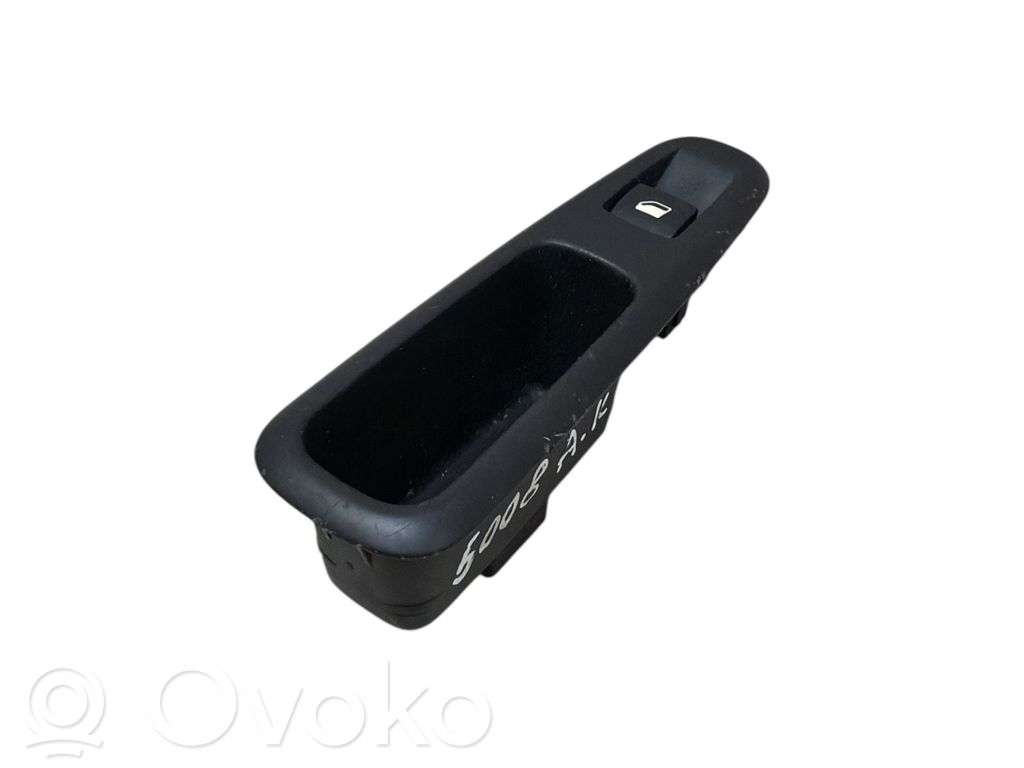 Peugeot 5008 Electric window control switch 